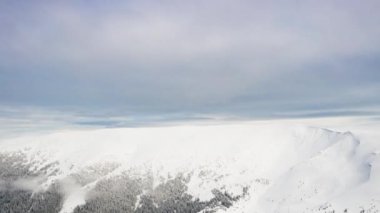 Güzellik, doğanın keşfine gölge düşürür, Uhd 4k zaman ayarlı, Nikon D800 kamerasında çekilir..