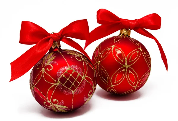 Perfect red christmas balls with ribbon isolated — Stock Photo, Image