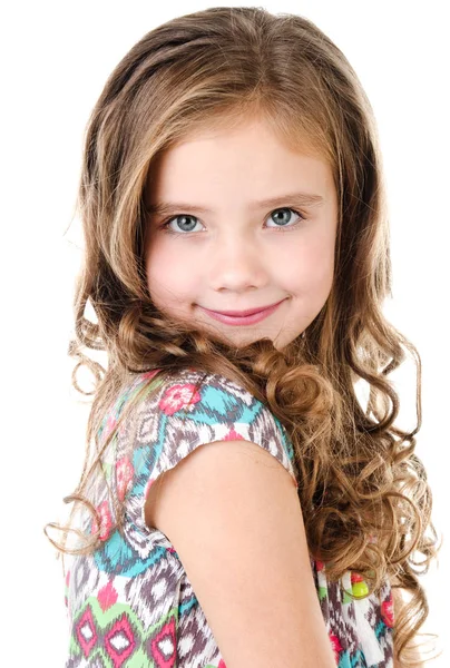 Портрет чарівної усміхненої дівчинки ізольовані — стокове фото