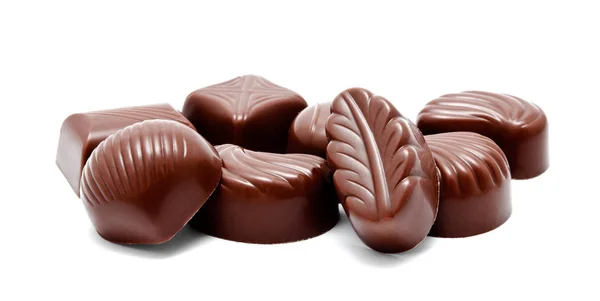 Assortimento di caramelle al cioccolato dolci isolati — Foto Stock