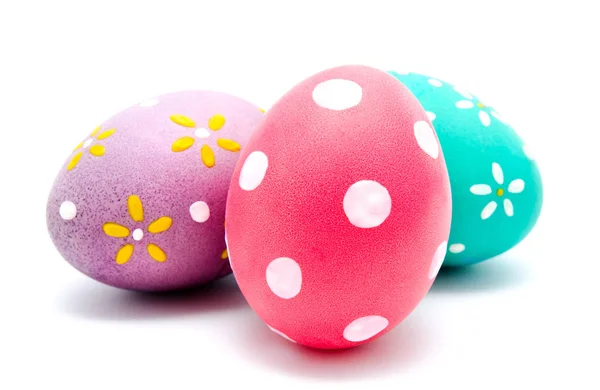 Három tökéletes a kézzel készített színes húsvéti tojás — Stock Fotó