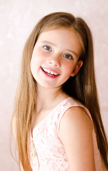 Portrait of adorable smiling happy little girl child — Stock Photo, Image