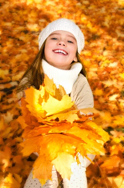 Autumn portrait of adorable little girl in hat — Stock Photo, Image