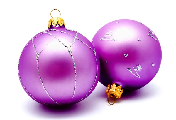 Decoração de Natal bolas magenta lilás isolado — Fotografia de Stock