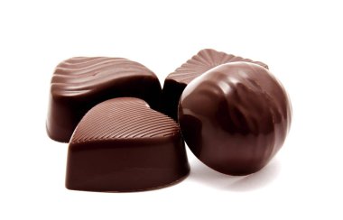 Çikolata şekerleme tatlılar ürün yelpazesine beyaz izole 