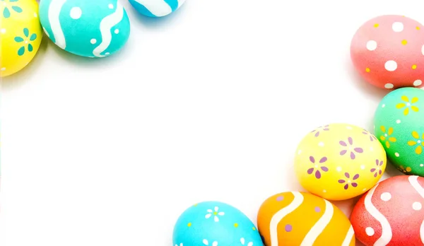 Beyaz Arka Planda Izole Edilmiş Mükemmel Renkli Yapımı Paskalya Yumurtaları — Stok fotoğraf