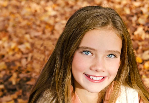 Autumn Portrait Adorable Smiling Little Girl Child Preteen Park Outdoors — Stock Photo, Image