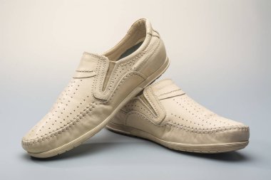 Bej erkekler loafer'lar