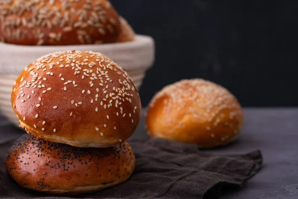 Hausgemachte Frische Brötchen Für Sandwiches Und Burger — Stockfoto