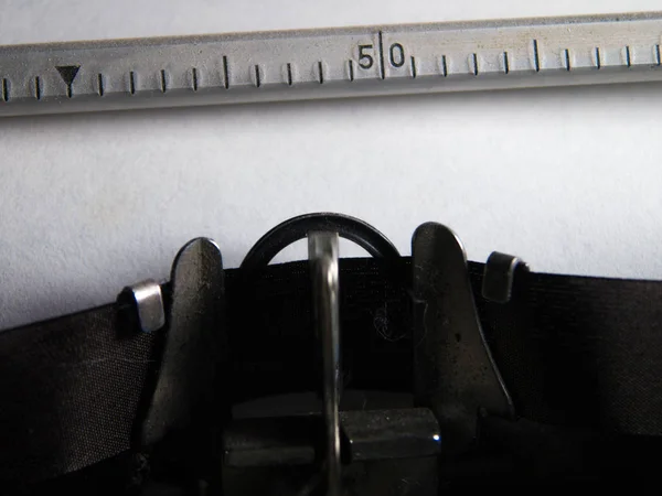 Крупним планом стара друкарська машинка — стокове фото