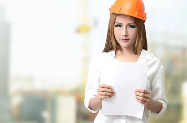 Kobieta Inżynier Hardhat Pracy Placu Budowy Budynku Biznesu — Zdjęcie stockowe
