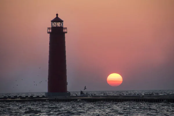 Faro Grand Haven Light Grand Haven Atardecer Imagen de stock