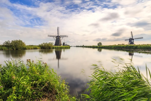 Geleneksel Hollanda yel değirmenleri doğal dünya Unesco mirası