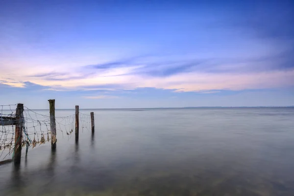 Zonsondergang op het Grevelingenmeer, het grootste zoutwater meer van Eur — Stockfoto