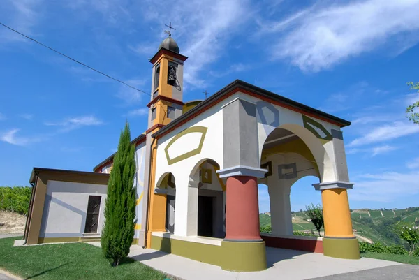 Μικρή εκκλησία του Coazzolo, Πιεμόντε - Ιταλία — Φωτογραφία Αρχείου