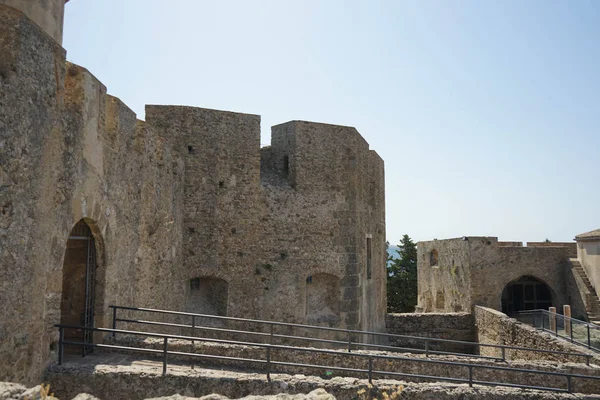 Il Castello di Santa Severina, Calabria - Italia — Foto Stock