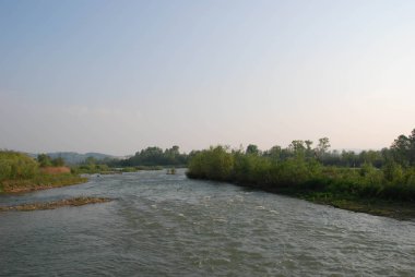 Nehir Tanaro Pollenzo yakın