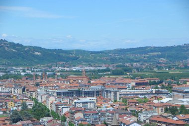 Alba, kenti Piedmont - İtalya