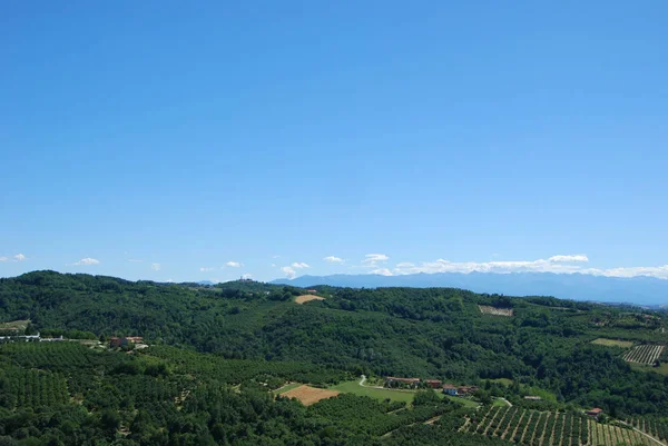 Albaretto Torre çevresindeki tepeler — Stok fotoğraf