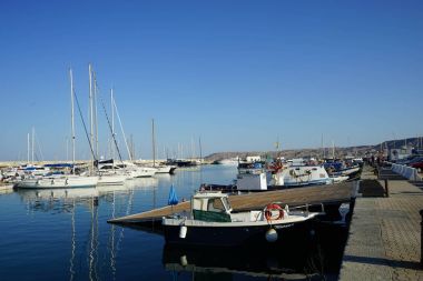 Turistik liman, Crotone, Calabria - İtalya