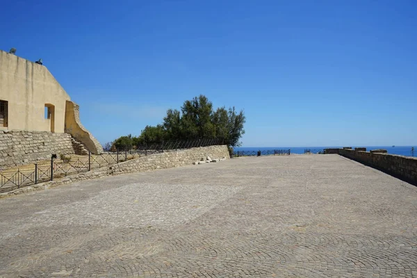 Burg von carlo v, crotone — Stockfoto