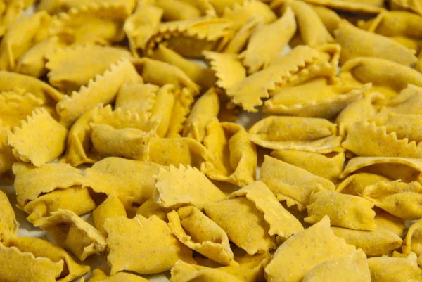 Typische Pasta der Langhe: agnolotti — Stockfoto