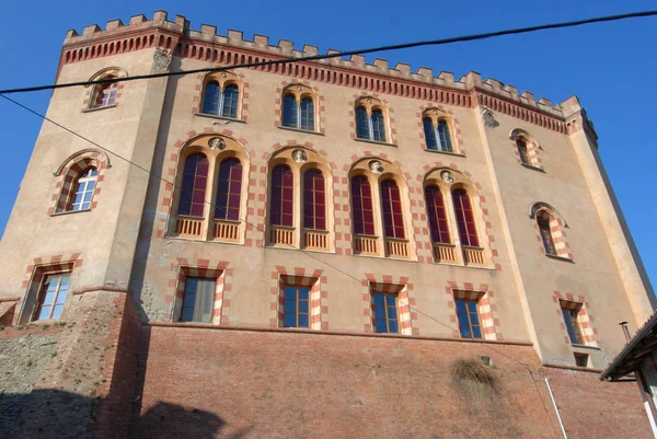 Kasteel "Falletti" van Barolo, Cuneo - Piemonte — Stockfoto