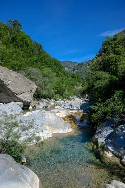 Creek Rio Barbaria - Ligurië -Italië — Stockfoto
