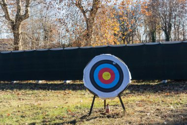 Çayır okçuluk için