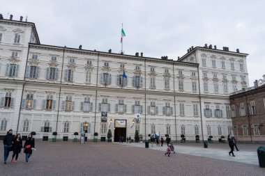Torino, İtalya - Castello Meydanı Palazzo Reale ile Cityscape, 