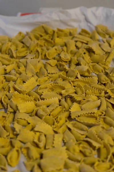 Massa típica dos Langhe: agnolotti — Fotografia de Stock