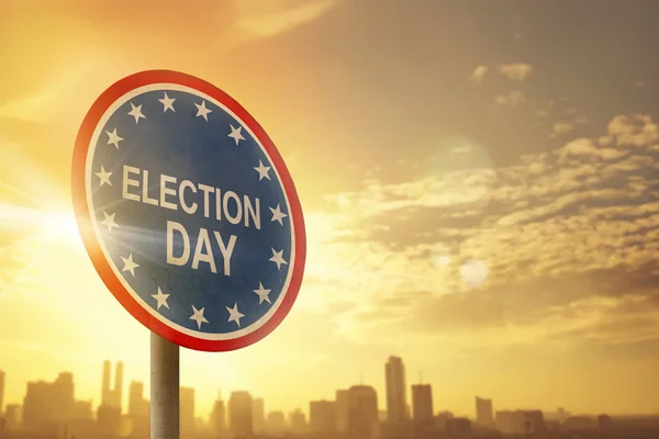 Election day road sign in city — Stock Photo, Image