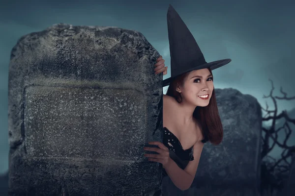 Asian witch woman with blank stone — Stock fotografie