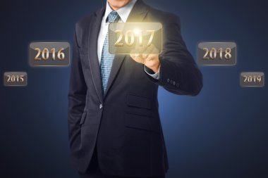 2017 numarası dokunmadan işadamı el