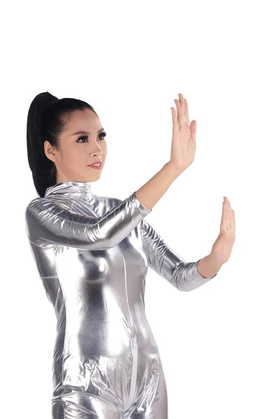Aziatische vrouw dragen van latex jumpsuit — Stockfoto