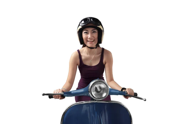Ásia mulher equitação no scooter — Fotografia de Stock