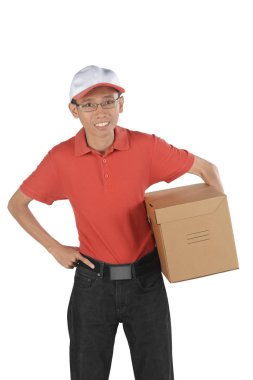 Gülümseyen Asya teslim kurye