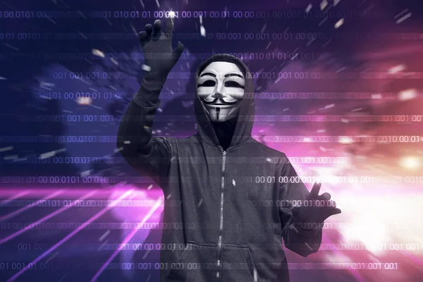 Hacker mit Maske und Handschuhen — Stockfoto