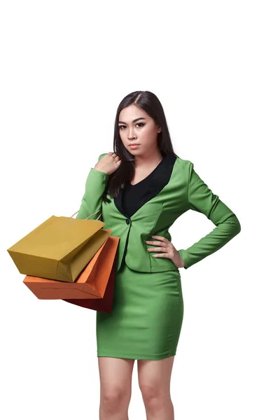 Affärskvinna med shoppingväskor — Stockfoto