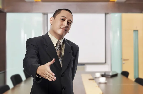 Businessman ready to hand shake — Stock Photo, Image