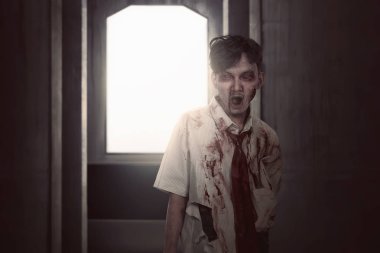  ürpertici zombi adam 