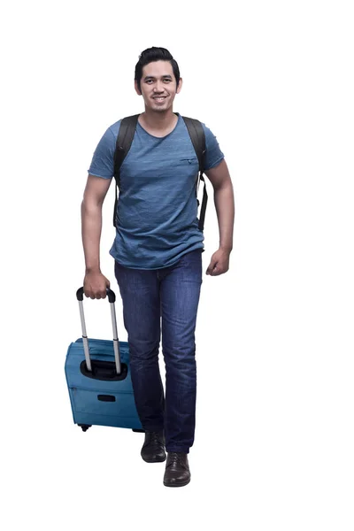 Junger asiatischer Tourist trägt Koffer — Stockfoto