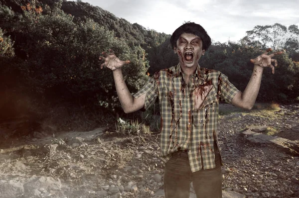Asiático zombie homem — Fotografia de Stock