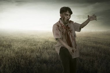 Asya zombi adam 