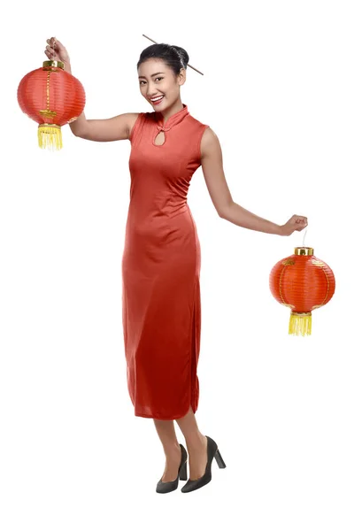 Ritratto Donna Cinese Abito Tradizionale Con Lanterne Cinesi Posa Isolata — Foto Stock