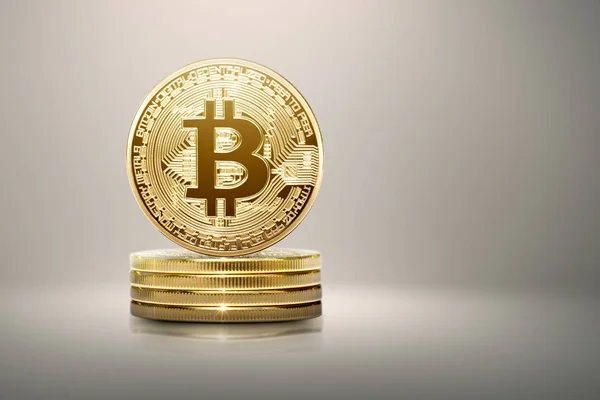 Pilha Bitcoin Ouro Sobre Fundo Brilhante — Fotografia de Stock