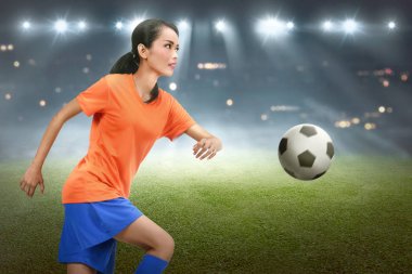 Asya futbol oyuncusu odaklı