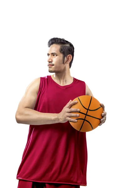 Asiatischer Basketballspieler hält den Ball — Stockfoto