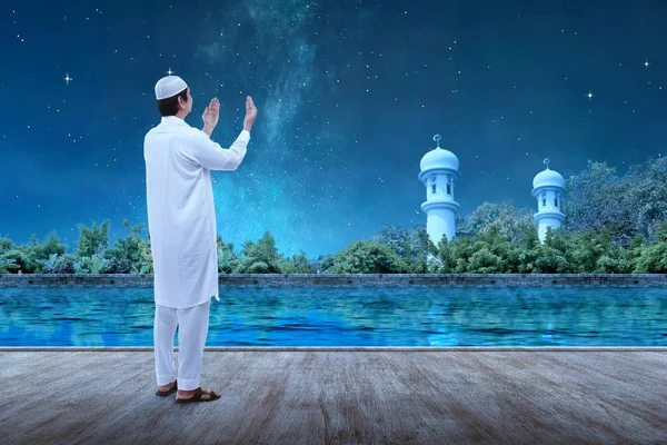 Asian Muslim Man Standing While Raised Hands Praying Night Scene — Stock Photo, Image