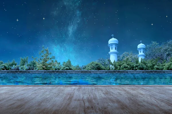 Caminho Madeira Com Minarete Mesquita Com Lagoa Árvores Com Fundo — Fotografia de Stock